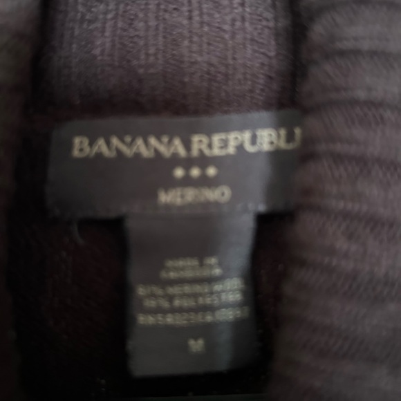 Banana Republic Brown Turtleneck Sweater - Picture 3 of 3